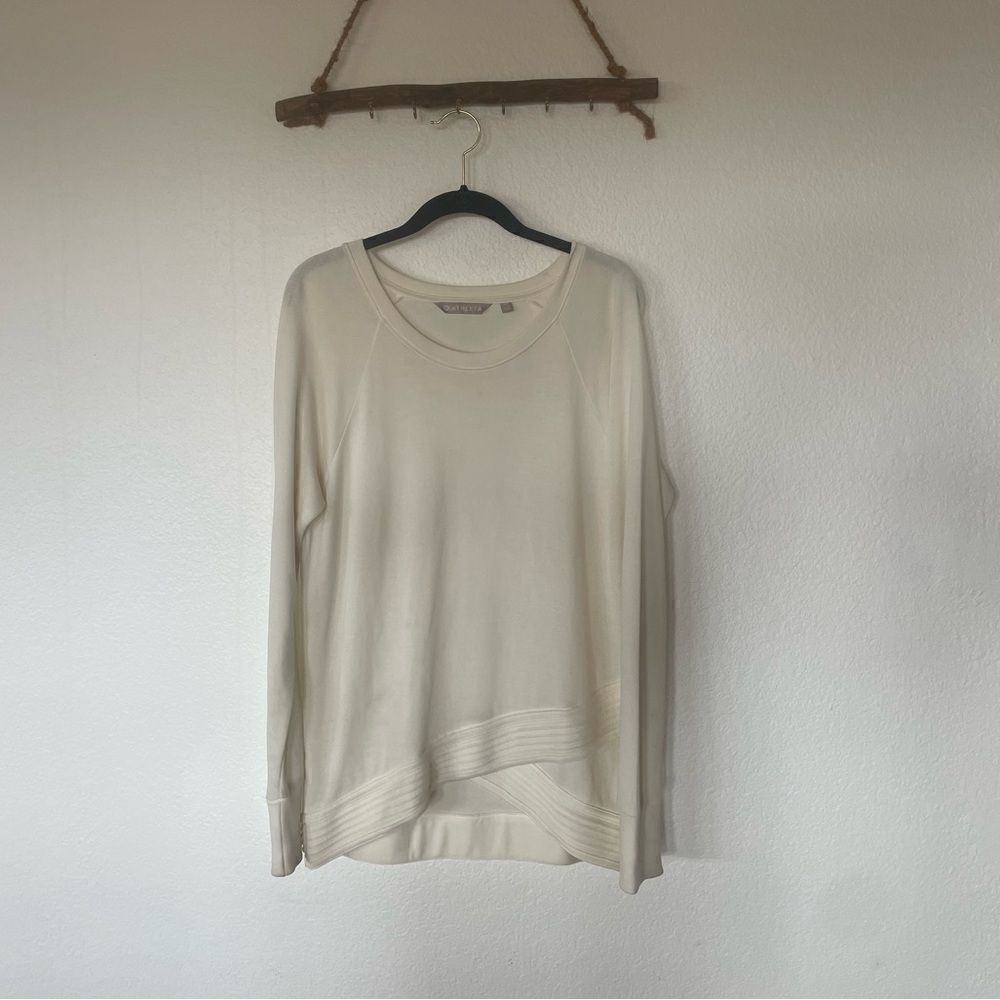 Athleta white pull over